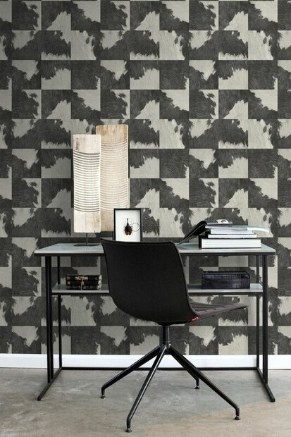 cow skin origin  vinyl op vlies